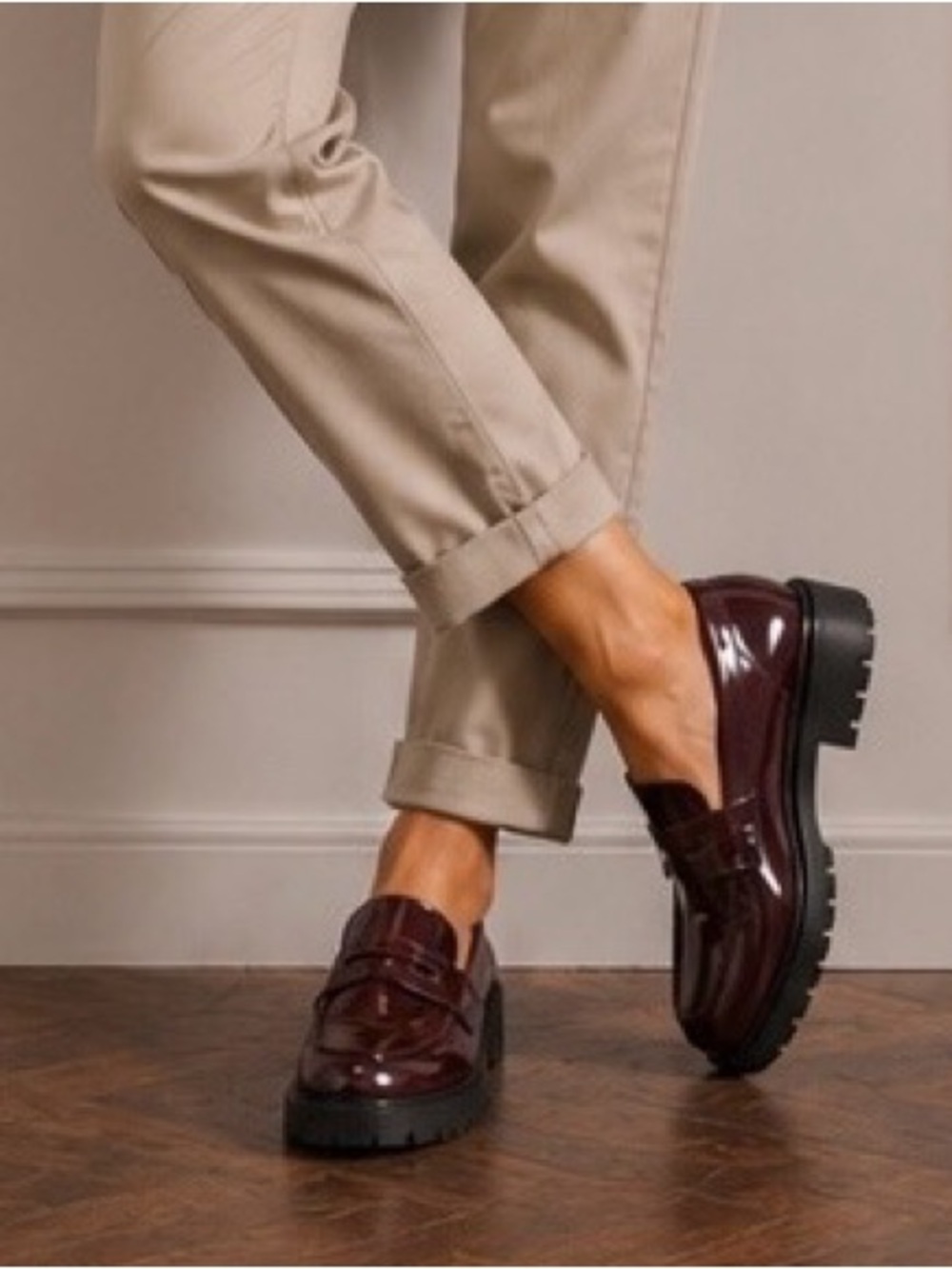 New MIA Amore "Hali" Lug Sole Burgundy Penny Vegan Loafers Size 8.5 - Picture 3 of 13